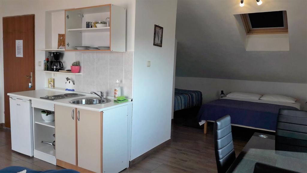 Apartments Velic Crikvenica Luaran gambar